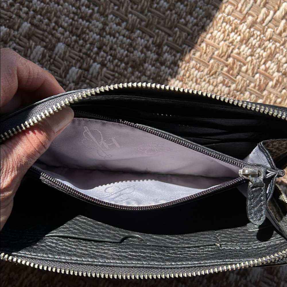 Cole Haan Black Pebbled Leather Zip around Wallet with Metal Logo - Picture 6 of 6